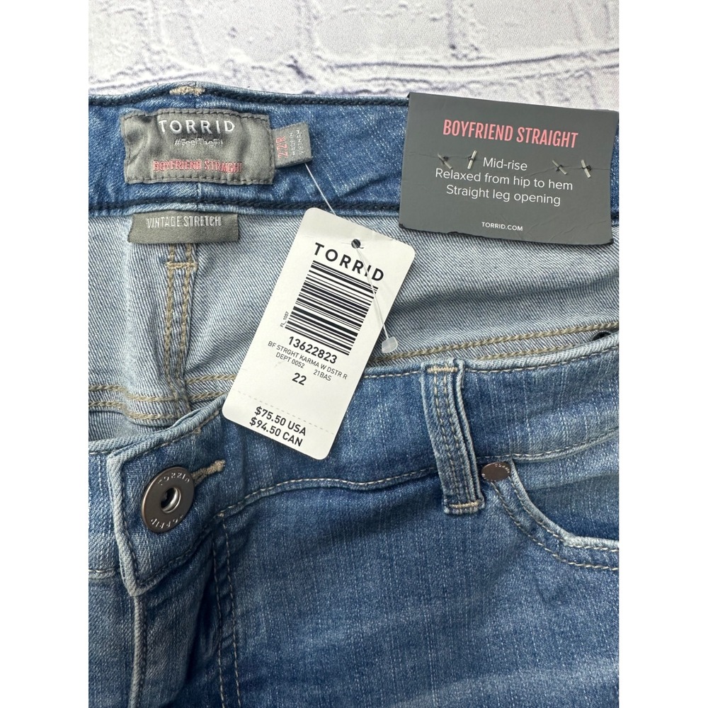 Torrid Women's Plus Size 22 Boyfriend Straight Distressed Denim Jeans - Picture 4 of 9